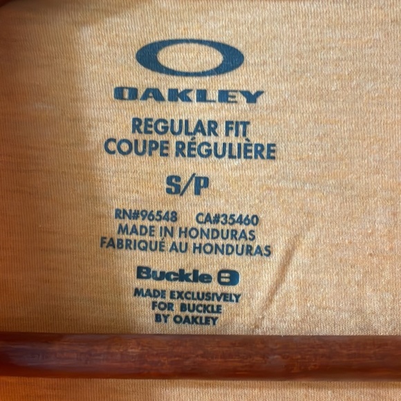 🍊 Oakley T-shirt ☀️ - Picture 3 of 4